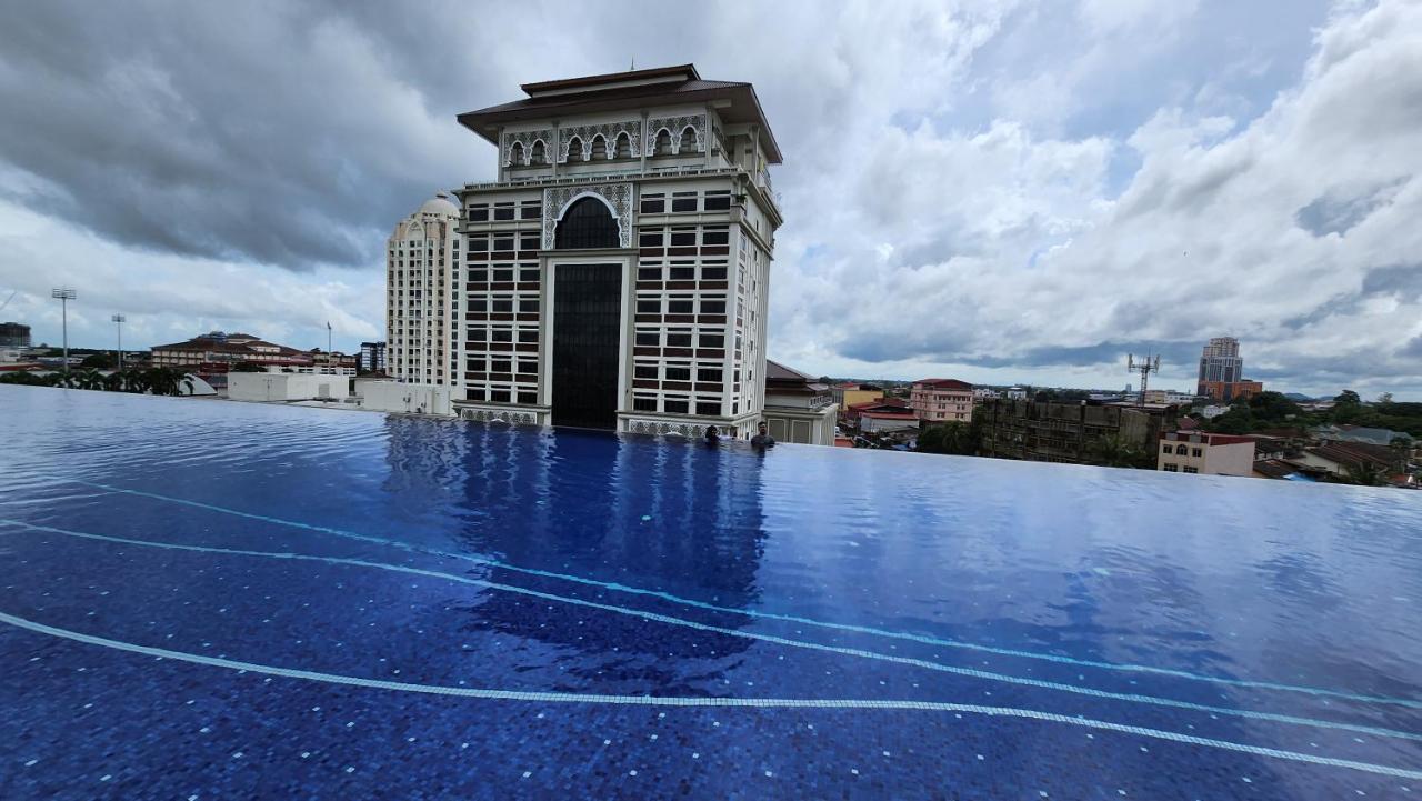 Nusa Luxurious Suite Kota Bharu Buitenkant foto