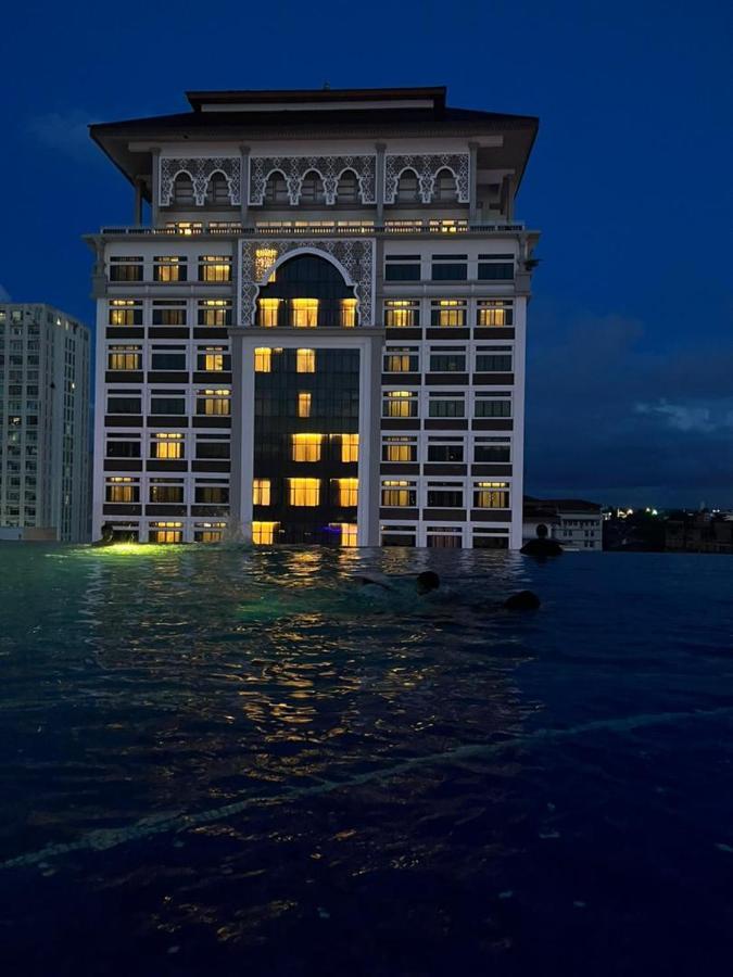 Nusa Luxurious Suite Kota Bharu Buitenkant foto