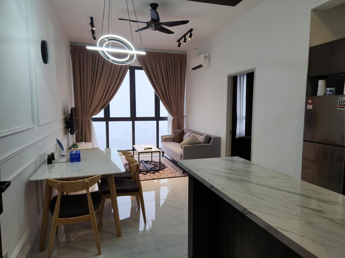 Nusa Luxurious Suite Kota Bharu Buitenkant foto