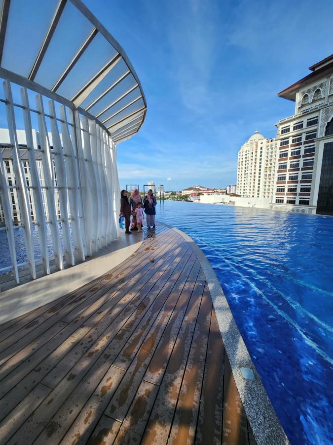 Nusa Luxurious Suite Kota Bharu Buitenkant foto