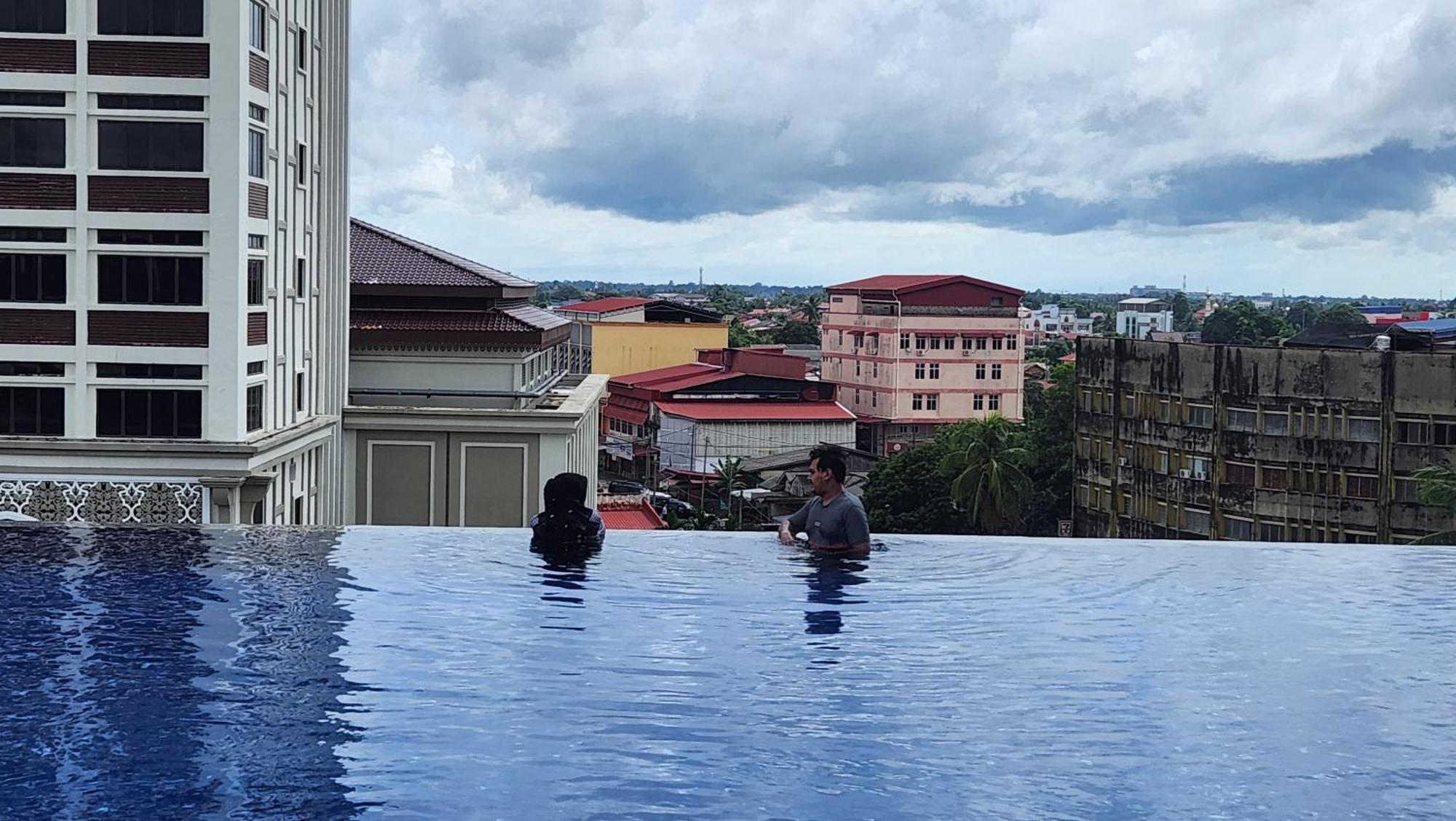 Nusa Luxurious Suite Kota Bharu Buitenkant foto