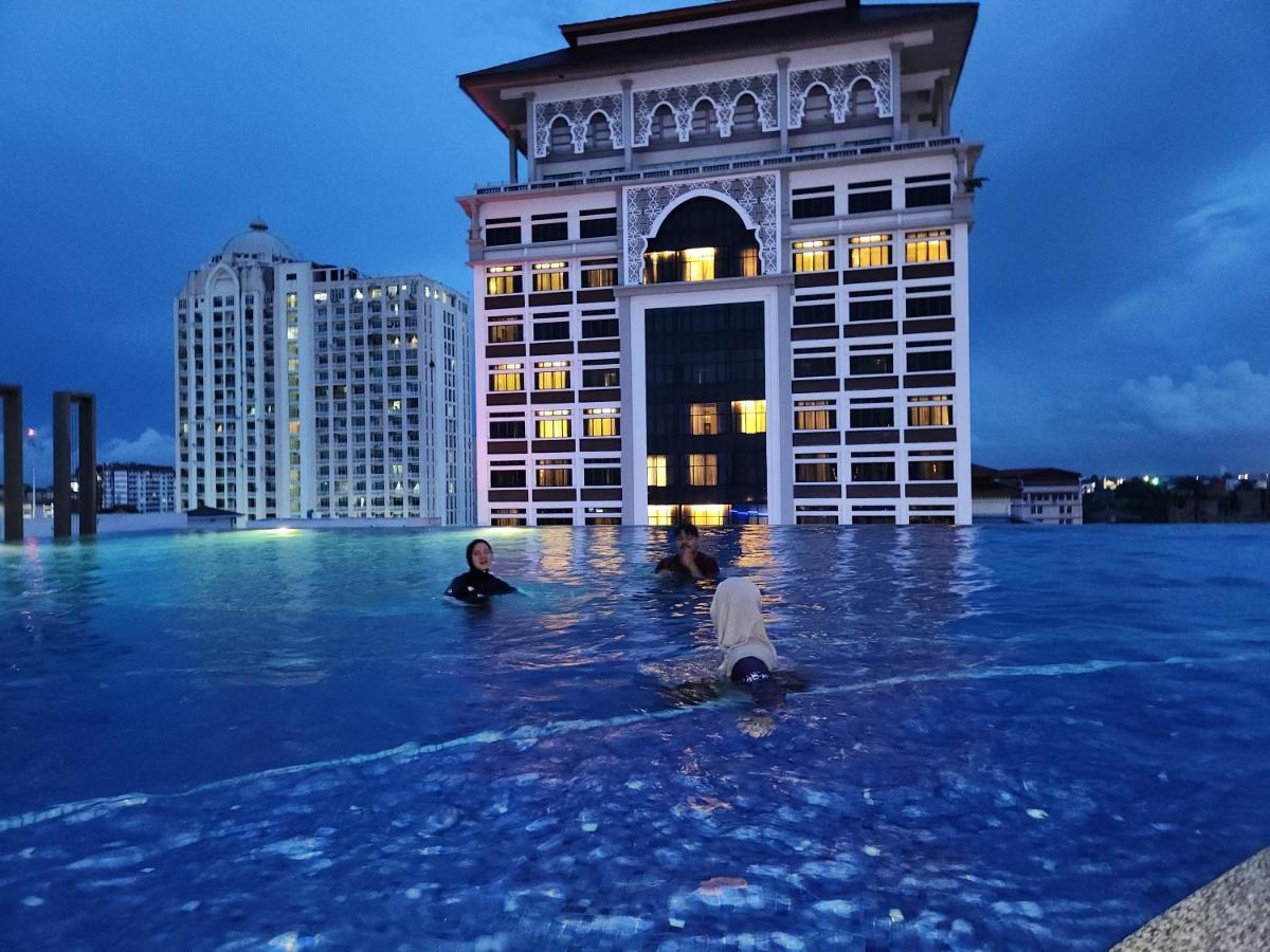 Nusa Luxurious Suite Kota Bharu Buitenkant foto
