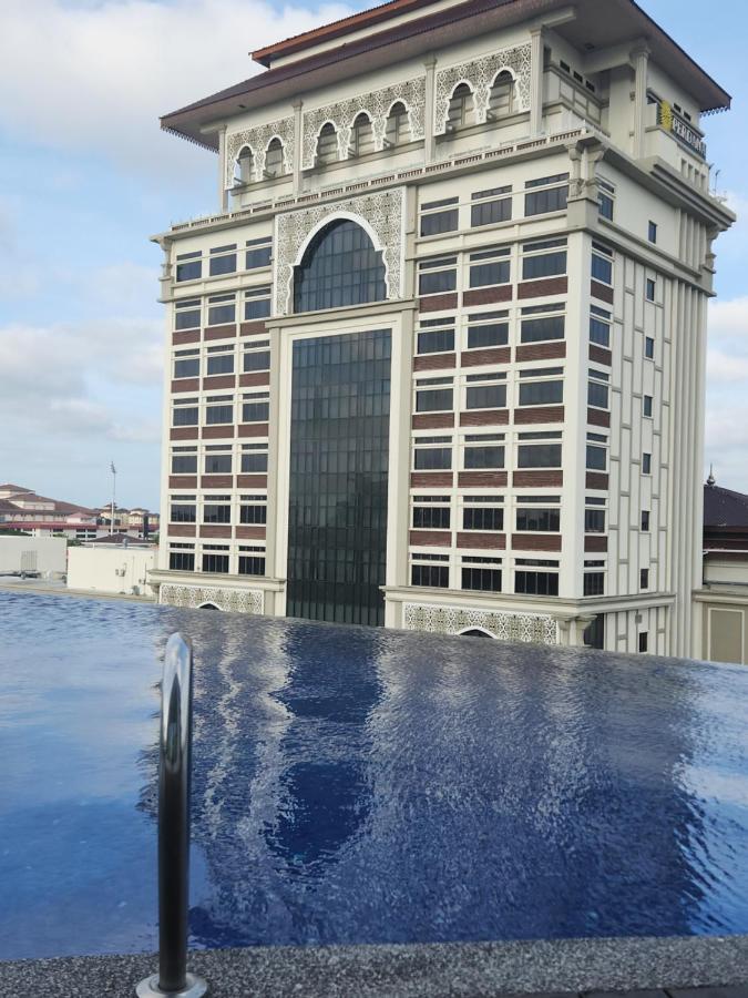 Nusa Luxurious Suite Kota Bharu Buitenkant foto