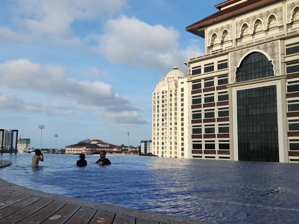 Nusa Luxurious Suite Kota Bharu Buitenkant foto